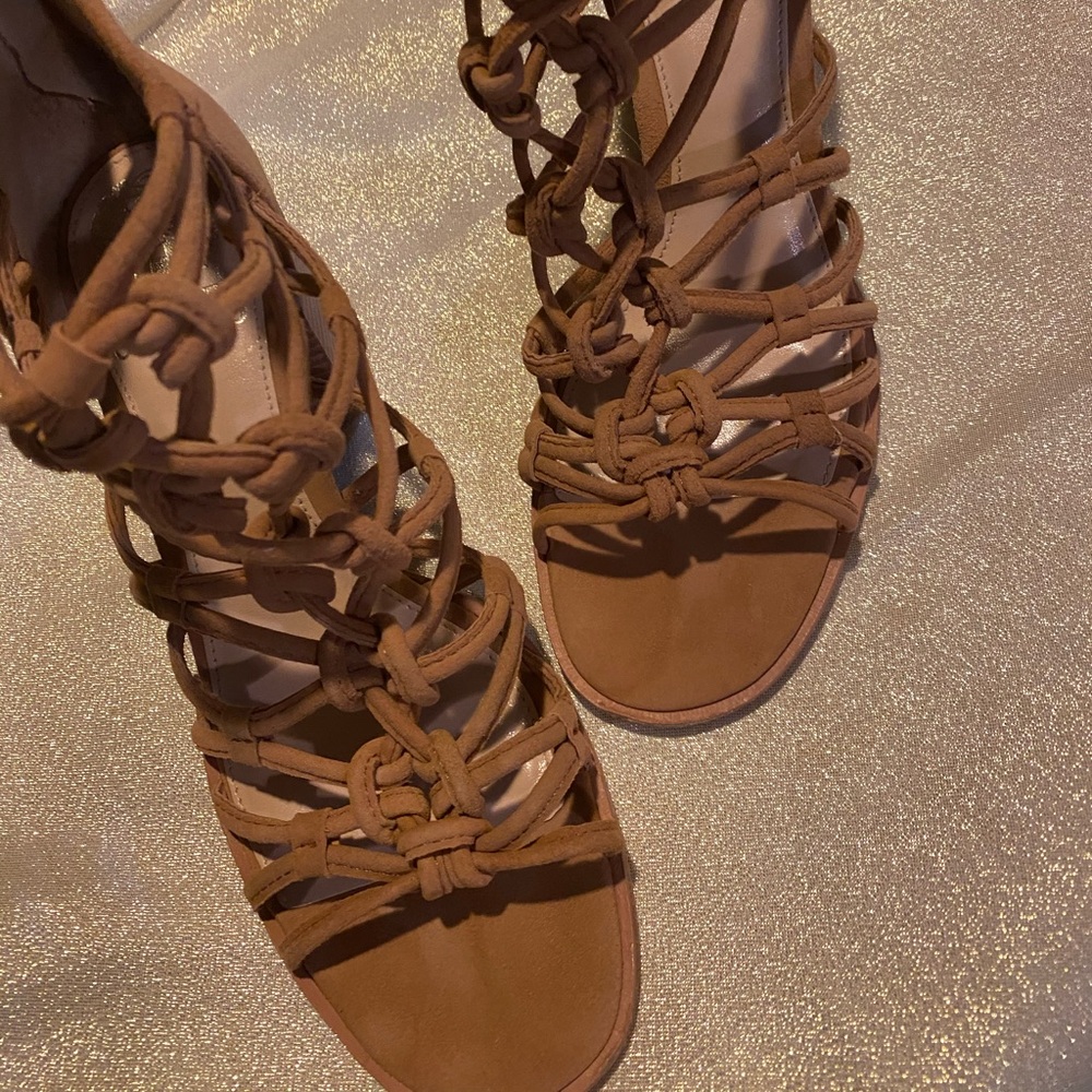 Vince camuto shoes like new 7,5 color Brown